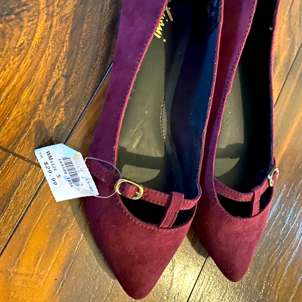 Burgundy suede like flats size 5